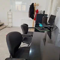 کارمند فروش بازاریاب کارشناس فروش فروشنده