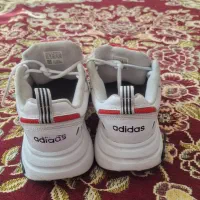 کتونی آدیداس|کیف، کفش، کمربند|بهارستان, |دیوار