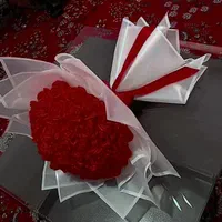 دسته گل و باکس روبانی