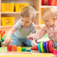 مربی شیرخوار