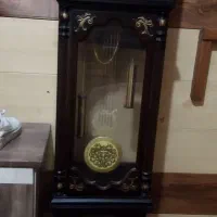 ساعت پایه دار بلند