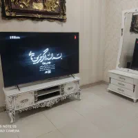 میز تلویزیون و کنسول در حد نو