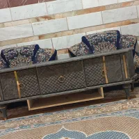 میز تلویزیون در حد نو تازه یه ماه خریدم