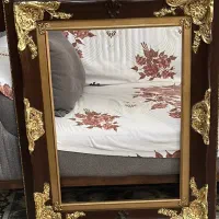 قاب چوبی زیبا با ورق طلا