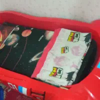 تخت نوجوان طرح ماشین و یک دست مبل ال|تخت و سرویس خواب|زاهدان, |دیوار