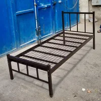 تخت یکنفره فلزی سربازی نگهبانی پرسنلی سازمانی|تخت و سرویس خواب|تهران, شهرک شریفی|دیوار