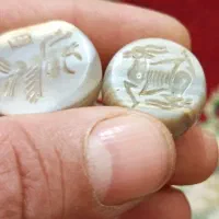 مهره نشان قدیمی|بدلیجات|لیکک, |دیوار