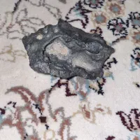 سنگ مشکوک ب شهاب