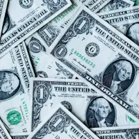 پول  ۲۰۰ هزار تومان