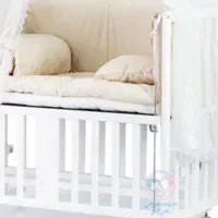 تخت چوبی و لالایی کودک