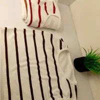 کراپ تاپ خط خطی