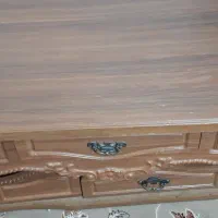 میز جلو مبلی بزرگ کشو دار