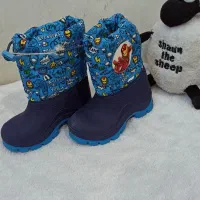 بوتهای بچگانه