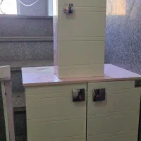 روشویی بسیار تمیز بدون سنگ رو شور