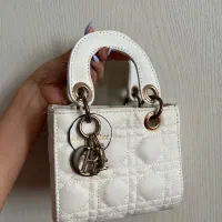 کیف سفید