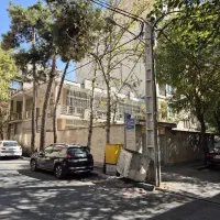 ۴۰۵ متر بر ۱۵