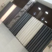 پرده سالن زیبایی فقط سه ماه نصب بوده