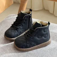 کفش های بچگانه.ب قیمت تولیدی با ارسال رایگان|کفش و لباس بچه|فیروزآباد (فارس), |دیوار