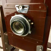 دوربین عکاسی قدیمی و عتیقه|کلکسیون اشیاء عتیقه|ارومیه, |دیوار