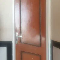 درب ورودی و اتاق