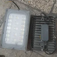 پروژکتور و نور افکن و دمنده