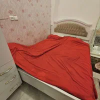 تخت بدون تشک و  کفی