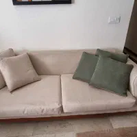 مبل و صندلی و میز
