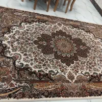 فرش در حد نو...بدون ایراد.دو تا شش متری