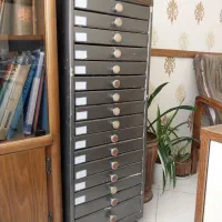 فایل چوبی ۱۶ کشو چرخدار وکاربردی