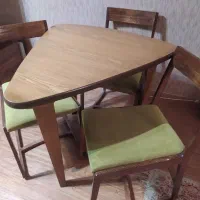 میز و 3عدد صندلی تمام چوب با روکش مخمل سبز|میز و صندلی غذاخوری|اهواز, گلستان|دیوار
