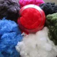 استخدام نیروی کار آقا