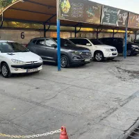 یک نفر ادمین خانم