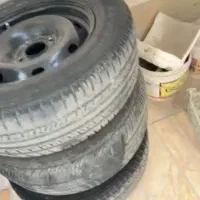 چهار عدد رینگ14 و لاستیک 205لاستیک60درصد سالم|قطعات یدکی و لوازم جانبی|خواف, |دیوار