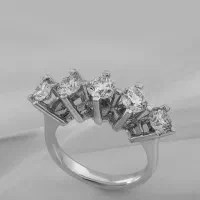 کارشناس سنگهای فقط الماس و زمرد کلمبیا