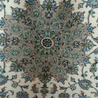 فرش دستبافت ۴۲خانه پشم و ابریشم ۶ متری