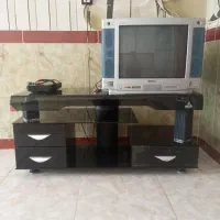 زیر تلویزیون و تلویزیون