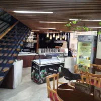 باریستاا حد اقل با ۶ماه سابقه کار  شیفت بعد از ظهر|استخدام خدمات فروشگاه و رستوران|قم, صفائیه|دیوار