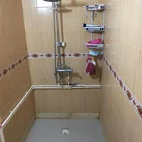 اجاره همکف با پارکینگ مسقف|اجارهٔ کوتاهمدت آپارتمان و سوئیت|میبد, |دیوار