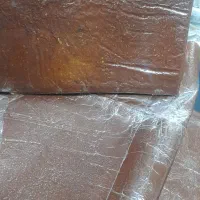 لواشک محلی آلو و زردآلو تهیه شده از محصولات دستچین