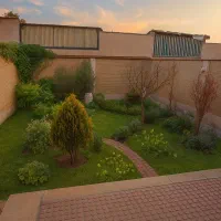 ویلایی ۱۸۰ متری/ جنوبی /فاز۲ شمال/فول امکانات