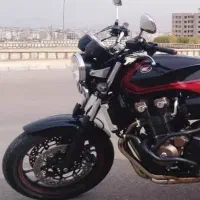 استخدام راننده پیک موتوری