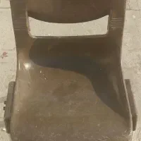 صندلی پلاستیکی پایه فلزی
