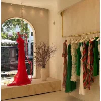 استخدام فروشنده خانم