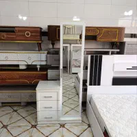 سرویس تخت و خواب دو نفره همراه میز آرایش و پاتختی|تخت و سرویس خواب|مهاباد (آذربایجان غربی), |دیوار