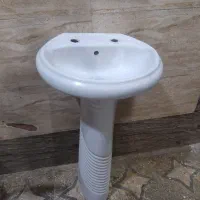 روشویی تمیز بدون شکستگی کوچیک و جم و جور
