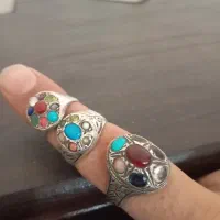 چند نگینه