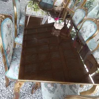 میز و صندلی ۸نفره با ویترین کاملا سالم