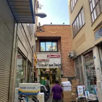 فروش مغازه ۱۷ متری با سند و سرقفلی در بازار تهران