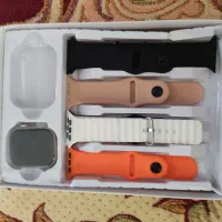 یک عدد ساعت هوشمند