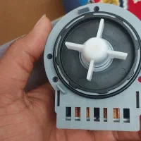 پمپ تخلیه مگنتی ماشین لباسشویی|ماشین لباسشویی و خشککن لباس|کازرون, |دیوار